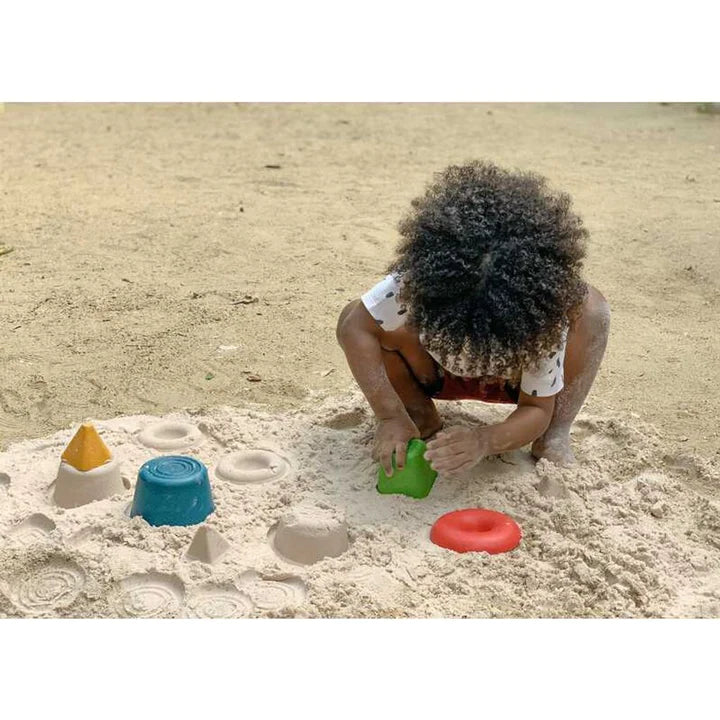 Creative Sand Play