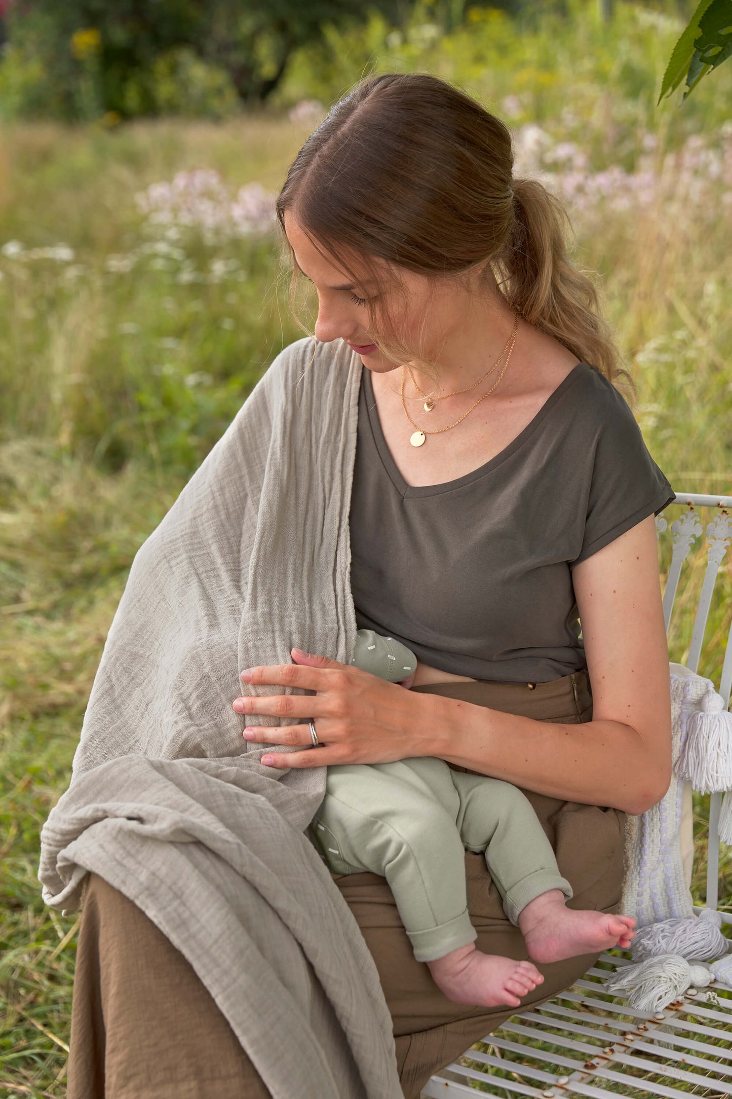 Stillschal - Muslin Nursing Scarf, Olive